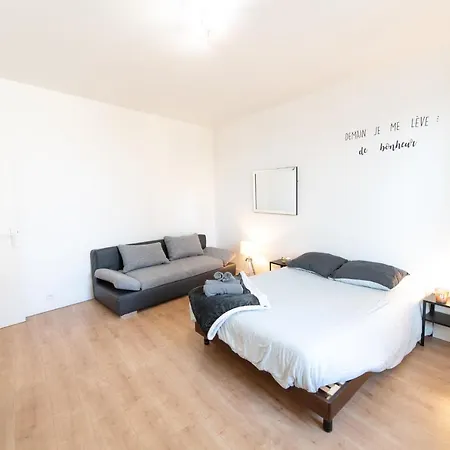 Aux Portes De Lyon Confort Emplacement Ideale Netflix Apartmán *